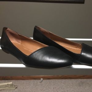 Lucky Brand Archh Black Flats sz7